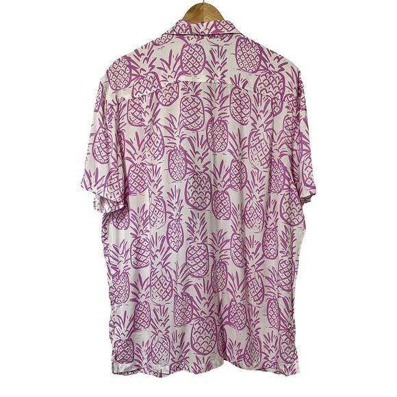 Chubbies Hawaiian Rayon Sunday Button Shirt Size L Pineapple Vacation Resort NEW - Picture 2 of 9